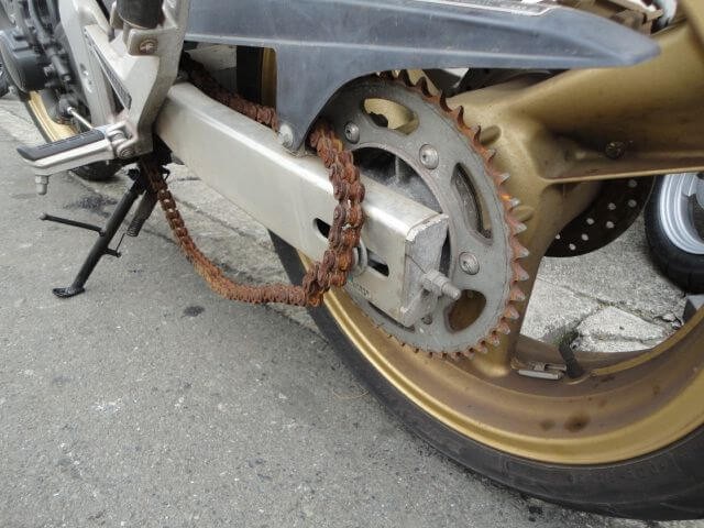 ホーネット250買取査定事例｜錆び損傷激しい、チェーン切断の不動車を
