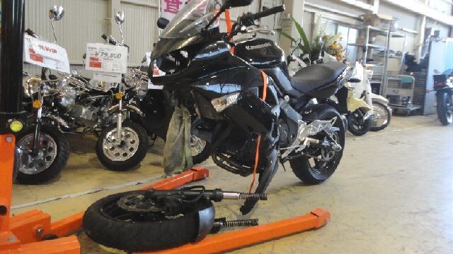 廃車 下取り 無料 処分 買取 回収 可 OK 整備OK Ninja400R 手渡し 現車確認ください Ninja400R ABS買取査定事例｜車体が分割している全損事故車を4万円