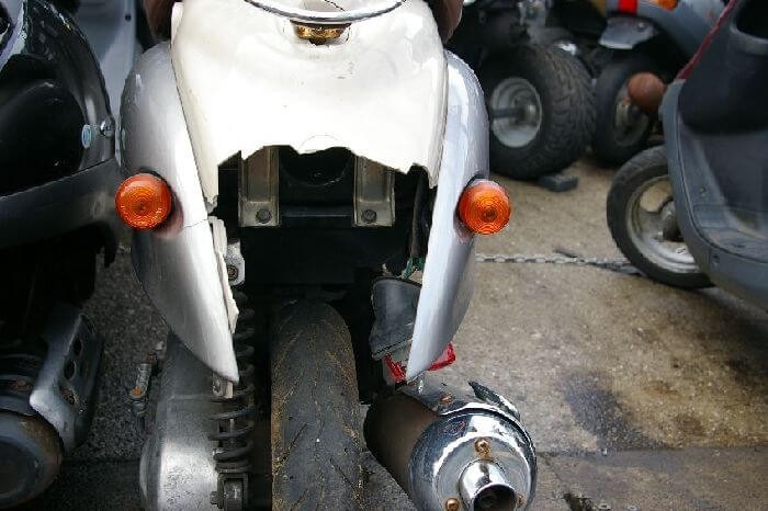 無料】バイク引取り回収事例｜損傷激しい初期型ビーノの不動車