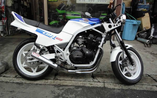 CBR400F(1985年モデル)