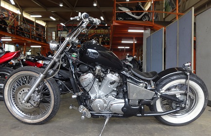 伊丹市で買取したバイク。スティード400のカスタム車