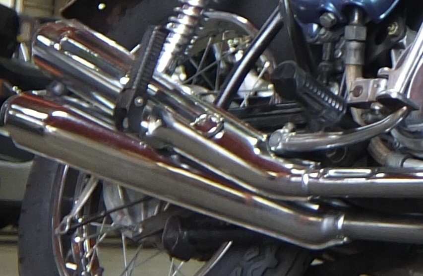 人気の高いHM300のK1を装着したCB750FOUR K2