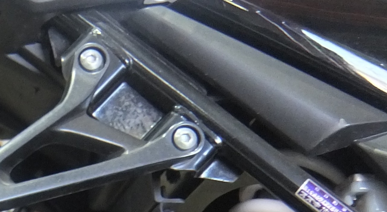 マフラーステーの錆びや傷