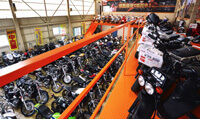 直営の中古バイク販売店