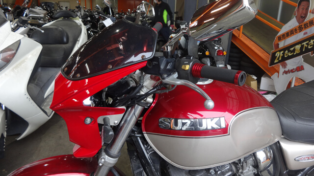 フロントカウル部分