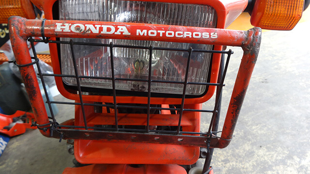 ヘッドライト部分