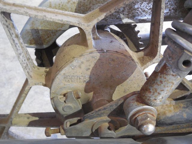 固着しているリアブレーキ