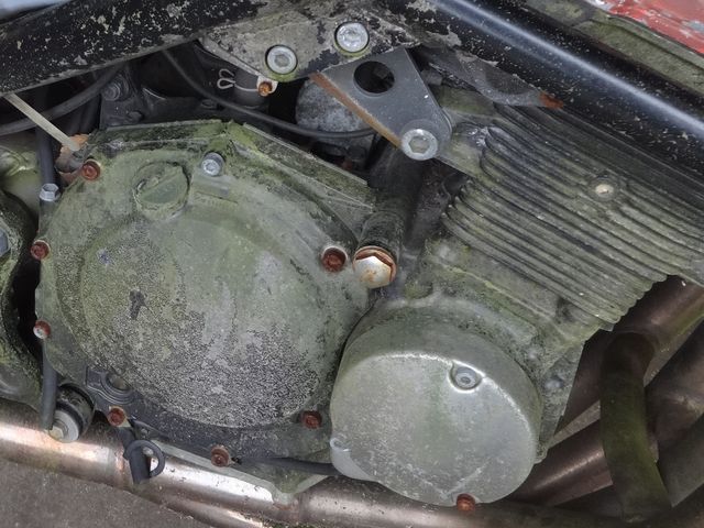 劣化の著しい不動エンジン