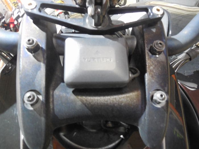 錆びの目立つトップブリッジ