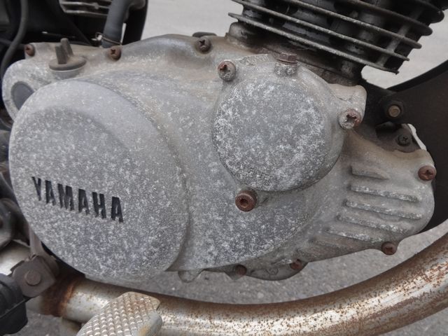 腐食で覆われているクランクケース