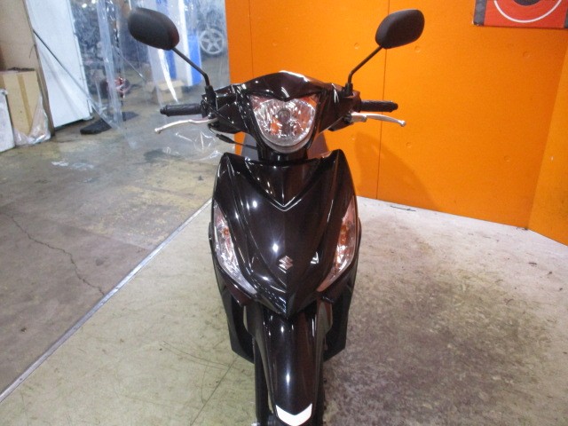 フロントから見てもこの通り状態グッド！アドレス１１０もどんどん価格が高騰しています！買うなら今ですよ