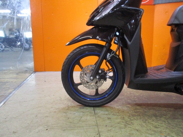 ホイールもこの通り状態グッド！！フォークのアウターまでもが本当に綺麗な一台！通販も大歓迎の一台！