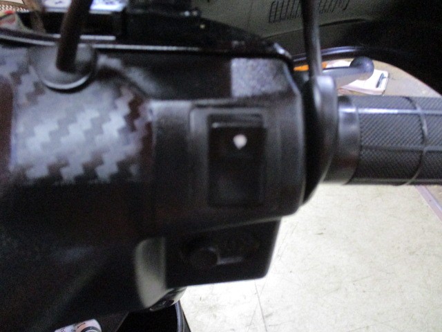 １２５クラスでこの機能はすごい！ボタン式のシートヒーター！装備！冬の通勤にはもってこいの一台！！