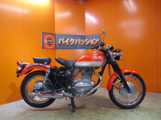 横から見てもこの通り状態グッド！！外装もエンジンもマフラーも綺麗な一台！！勝負価格の一台！！