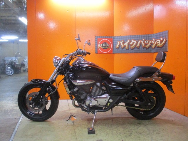 反対側もこの通り状態グッド！！前後タイヤも写真にもとっていますがバリ山の本当にお買い得な一台！！