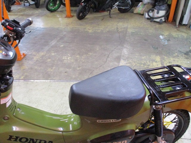 シートもこの通り破れもなければへたりもありません！！来店が難しい方はお電話にて通販も可能ですよ！！