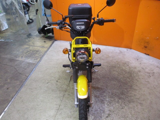 フロントから見てもこの通り状態グッド！！ＪＡ４５モデルですからヘッドライトも純正のＬＥＤヘッドライト