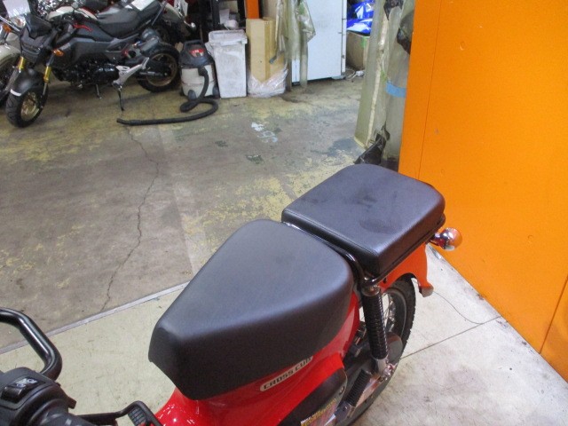 シートもこの通り破れもなければへたりもありません！タンデムシートも嬉しいオプションですよ！！決済価格