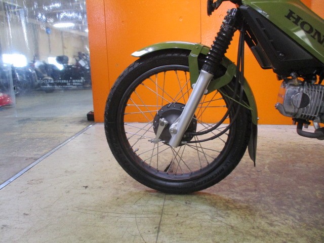 ホイールもこの通り状態グッド！！フォークのアウターまでもが綺麗な一台！他店追従不可能価格！！