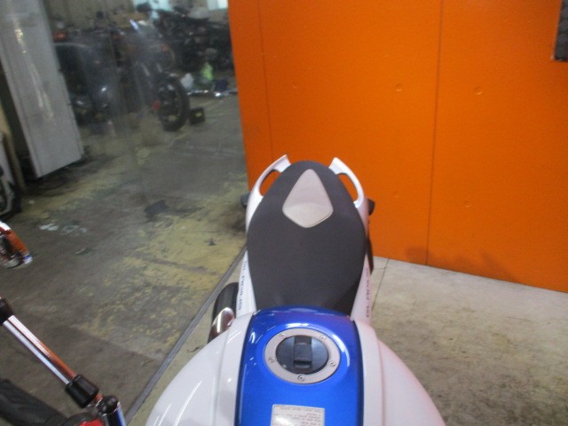 シートもこの通り破れもなければへたりもありません！これだけ綺麗でＥＴＣにナビもついてこの価格はお安い