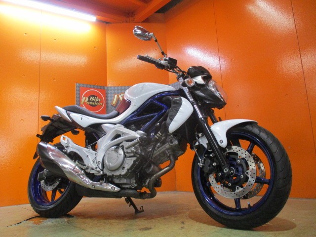 モトマップ正規品の欧州仕様のグラディウス６５０が緊急入荷！希望の方は０９０４４１８５３３２小西まで！