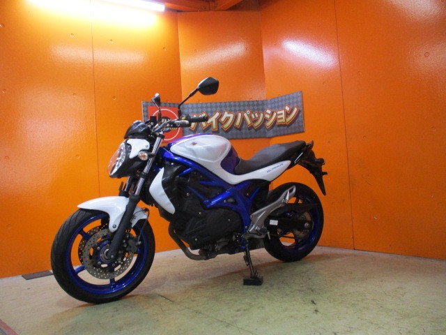 最長２４か月保証付き！！カラーも人気の高いパールビガーブルー／グラススプラッシュホワイト！！