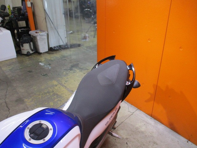 シートもこの通り破れもなければへたりもありません！タンデムも楽々のグラディウス！他店追従不可能価格！