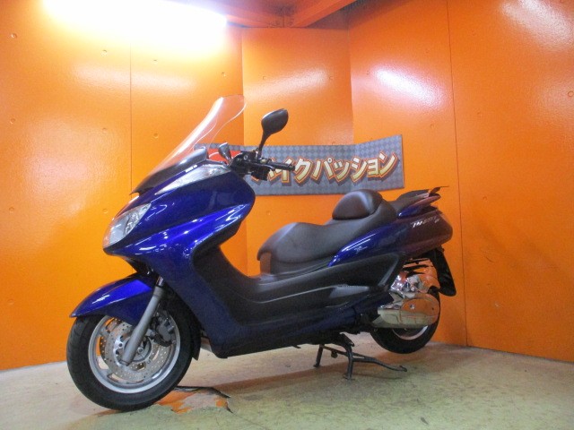 最長２４か月保証付き！距離と年式で気になる！駆動系は当社でＯＨ済みの安心の一台ですよ！！