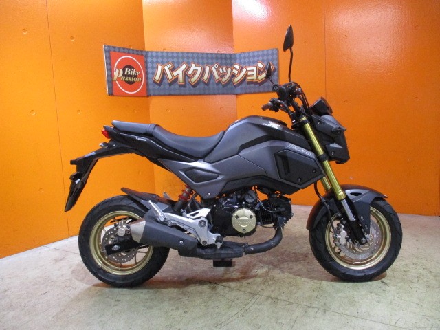 横から見てもこの通り状態グッド！２０１８年モデルの四角目がこの距離でこの価格はお安い！即売れ必須！！