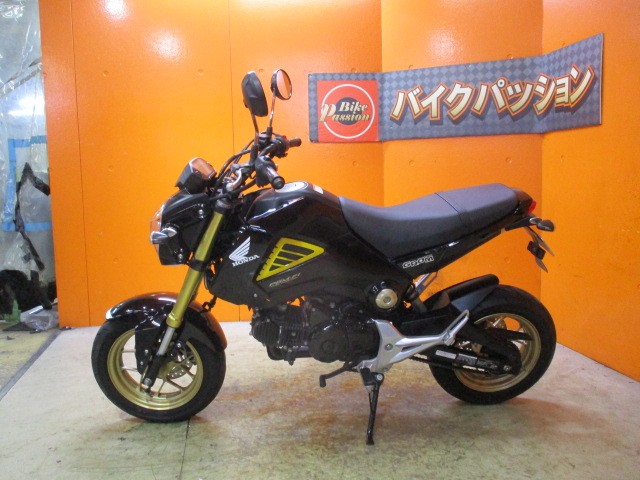 反対側もこの通り状態グッド！！当社で追加カスタムも可能です！！購入の際に一緒にどうですか！！