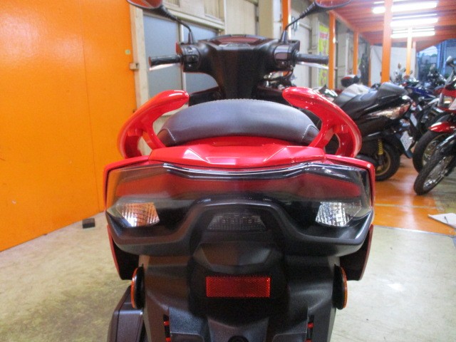 テールもこの通り純正でＬＥＤテール！！シグナスは歴代でテールがかっこいいですよね！