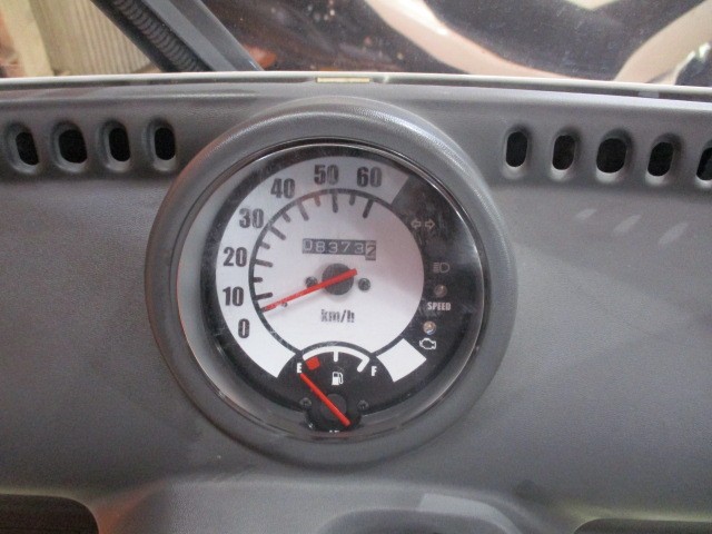 走行も８３７３ｋｍの低走行車！！キャノピーで１万キロ未満はやばい低走行！それでこの価格はお安い！！
