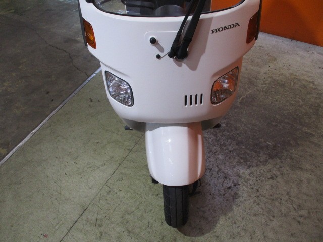 フロントから見てもこの通り状態グッド！！ミニカー改造のみで他は安心のノーマル車両！他店追従不可能価格