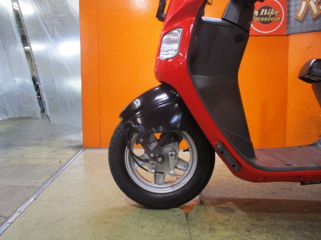 ホイールもこの通り状態グッド！当社は販売だけではなくて修理！オールペン！カスタムも常時受付中ですよ！