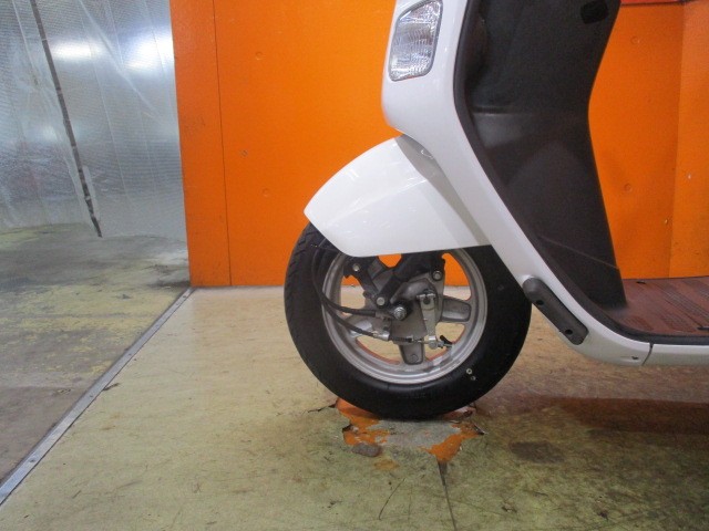 ホイールもこの通り状態グッド！当社は量販店ですがジャイロ系は本当に強いですよ！購入後修理も任せて！！