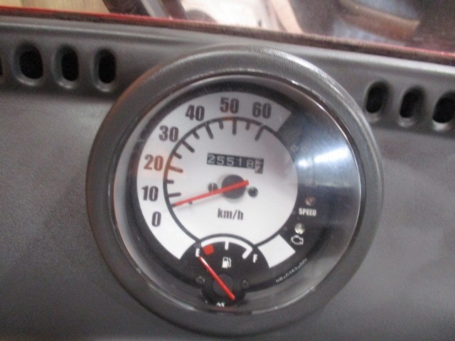 走行もまだまだの２５５１８ｋｍ！購入時のみですが、なんと駆動系のＯＨが３万円にて可能ですよ！