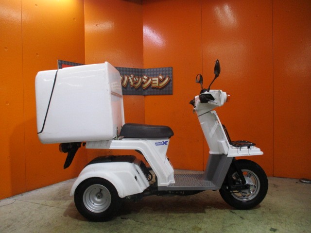 横から見てもこの通り状態グッド！！量販店の当社だからこそできるこの価格設定ですので常時即売れですよ！