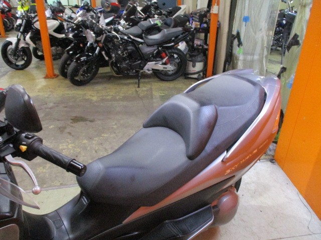 シートもこの通り破れもなければへたりもありません！４００系ビクスクは球数が少ないので悩むのは危険！！