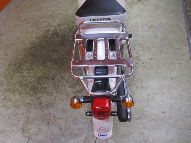 Ｒキャリアもこの通り錆もなくとっても綺麗です！店頭に在庫がありますので、当社は購入から納車まで即対応