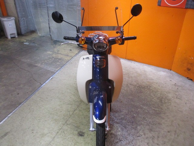 フロントから見てもこの通り状態グッド！ヘッドライトの上のピヨピヨも装備！これはいいですよね！