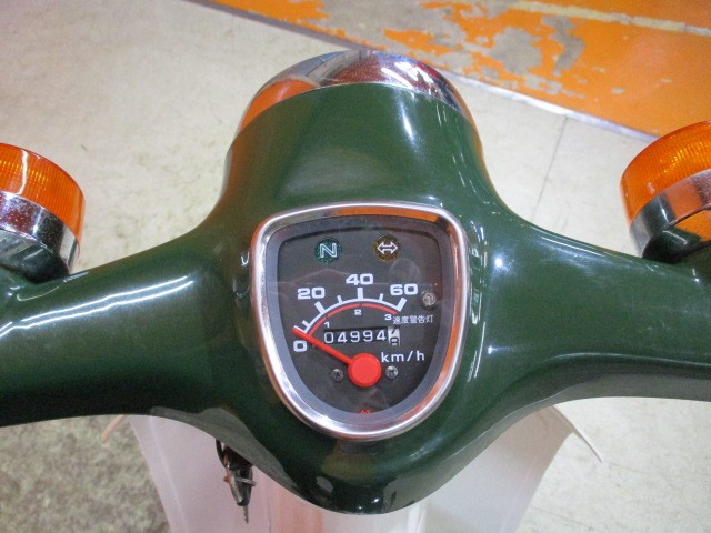 走行びっくり低走行の４９９４ｋｍ！このモデルで５千キロ未満はやばい低走行車ですよ！！