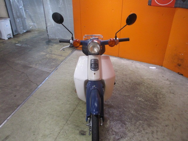 フロントから見てもこの通り状態グッド！やはりカブといえば！この鉄カブですよね！クラシカルですよ！