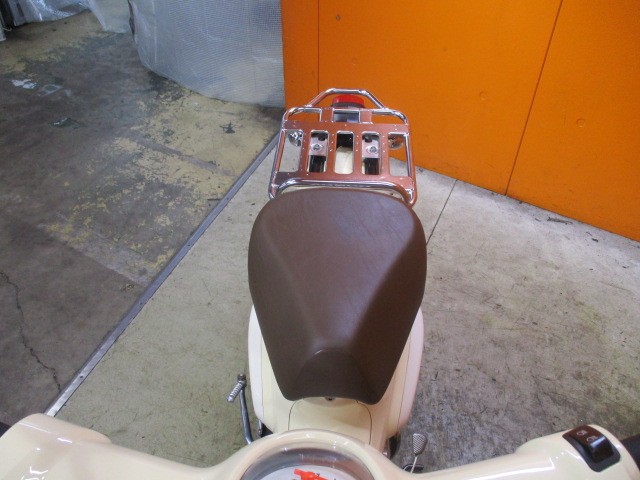 シートもこの通り破れもなければへたりもありません！来店が難しい場合にはお電話にて通販も可能ですよ！