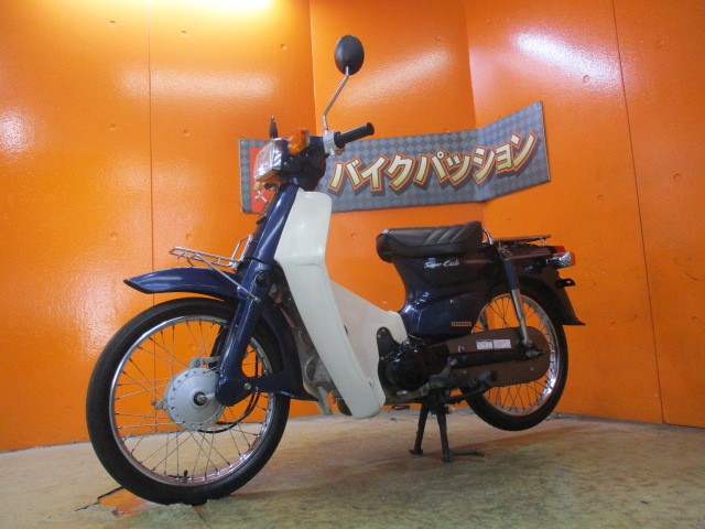 最長２４か月保証付き！上級グレードのモデルカスタムですから純正でセル付き４速ですよ！早い者勝ちの一台