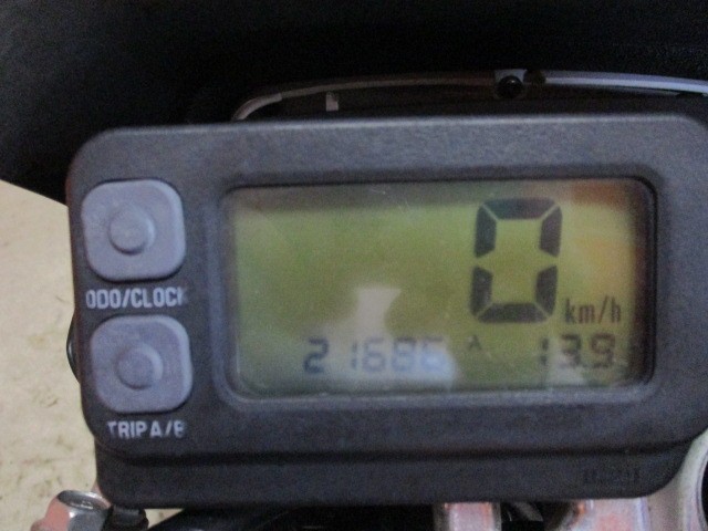 走行もまだまだの２１１１３ｋｍ！来店が難しい方はお電話にて通販も可能ですよ！早い者勝ちの一台！