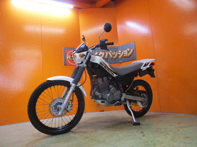 最長２４か月保証付き！！カラーも人気の高いホワイト！勿論ＵＰフェンダーモデルですよ！！