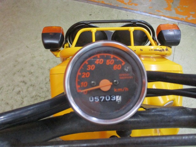 走行も５７０３ｋｍの低走行車！絶版車のズーマーでここまでの上質低走行車がまだありましたよ！！