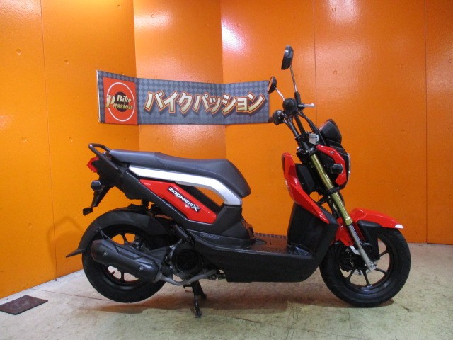 横から見てもこの通り状態グッド！！カラーも人気の高いゲイエティーレッド！安心のノーマル車両！！