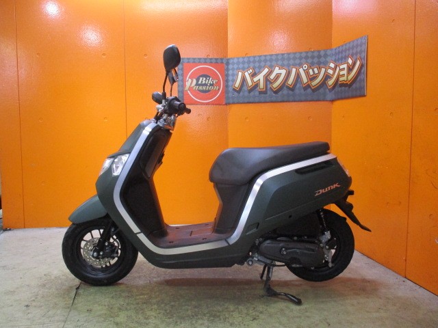 反対側もこの通り状態グッド！！当社は店頭に在庫がありますので、購入から納車まで勿論即対応可能ですよ！