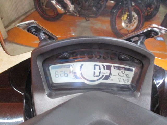 走行もまだまだの１２０２２ｋｍ！！低走行上質車でこの価格は当社だからこそできるこの価格設定！！